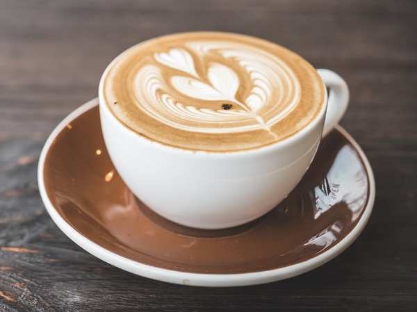 Cafés (Solo, Cortado, Con leche)