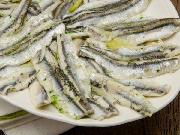 Anchovies in vinegar