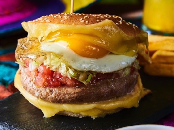 HAMBURGUESA CHARROS 