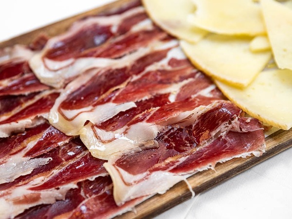 Mixta de jamón y queso 