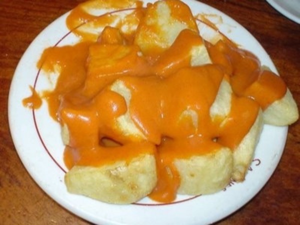 Patatas bravas