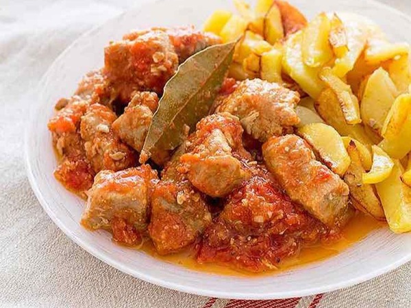 Magro con tomate