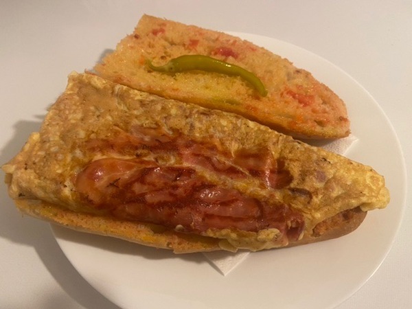 OMELETTE WITH SERRANO HAM