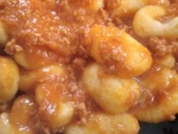 GNOCCHI MORBIDI DI PATATE CON RAGU DI CARNE