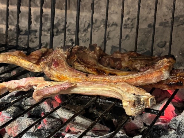 Chuletillas de cordero a la brasa