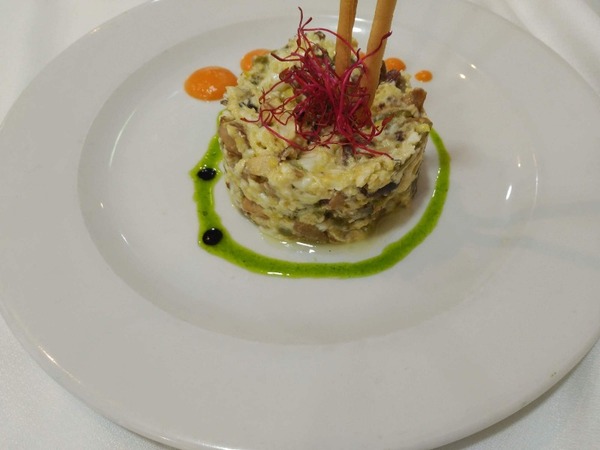 REVUELTO DE JAMÓN Y GAMBAS