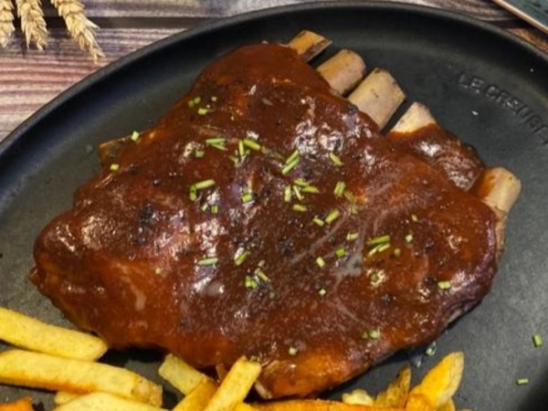 Costillar de cerdo con barbacoa de chipotle (Picante) 