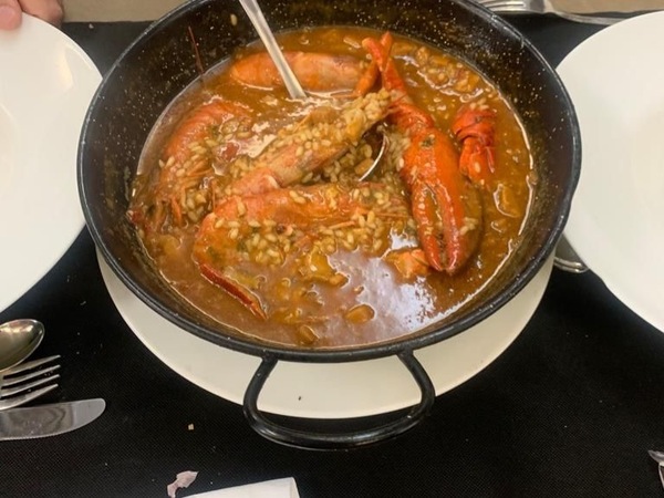 Arroz caldoso con bogavante mínimo 2 personas precio por persona 