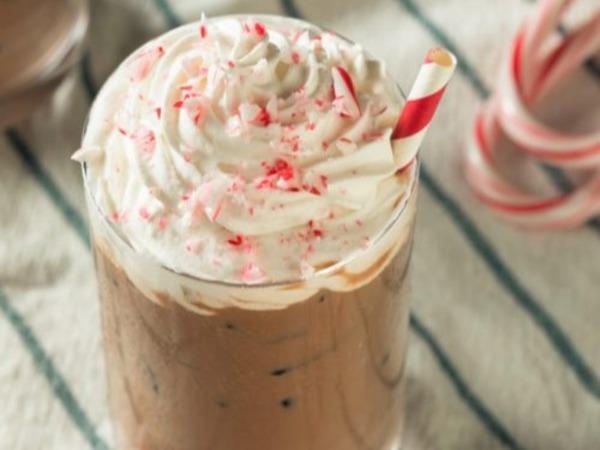 CAFÉ FRIO BOMBÓN DE FRESA