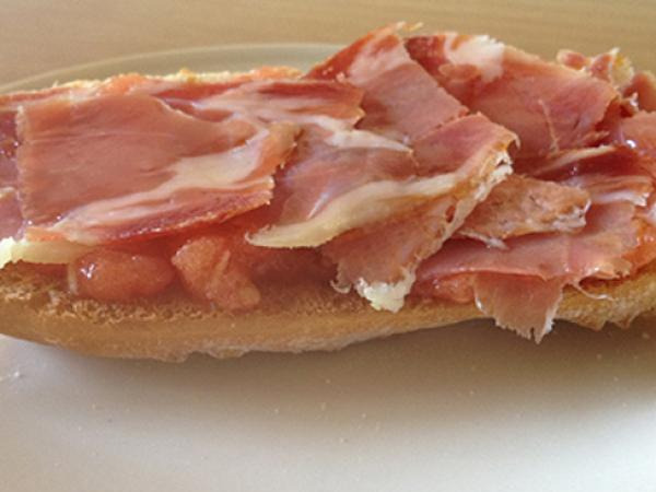 TOSTADA JAMÓN SERRANO 