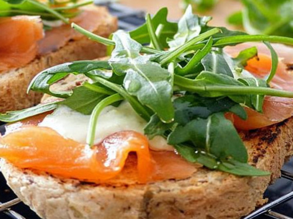 TOSTADA SALMÓN