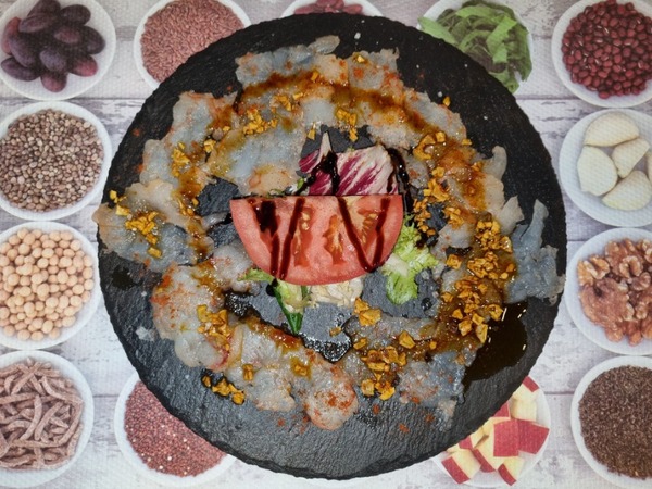 CARPACCIO DE GAMBÓN AL AJILLO
