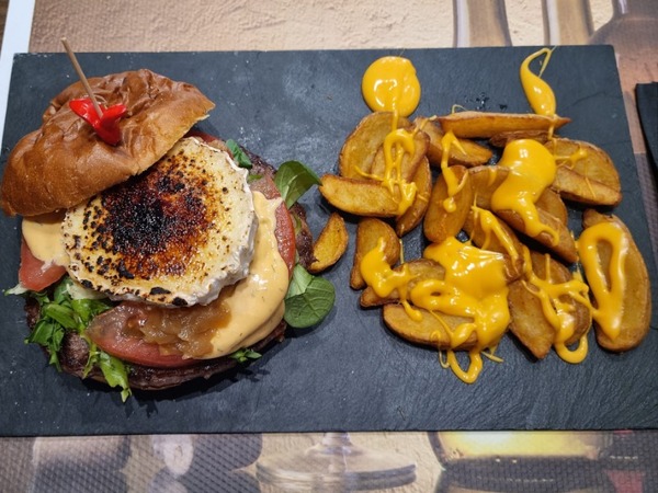 HAMBURGUESA CABREADA