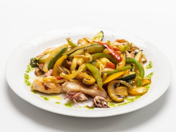 Sauteed squid with seasonal vegetables