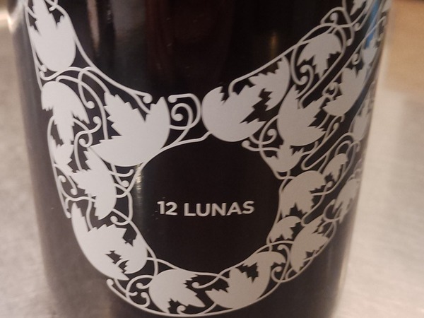 Doce Lunas