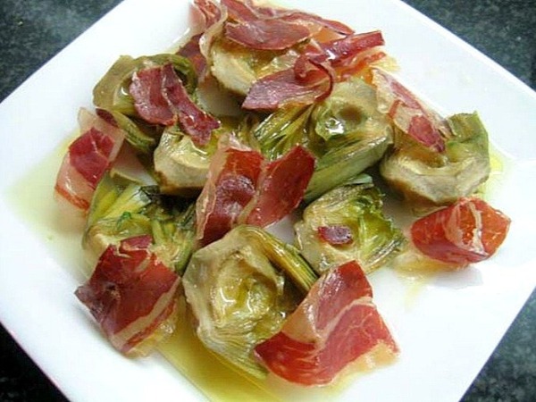 Alcachofas con Jamón Ibérico