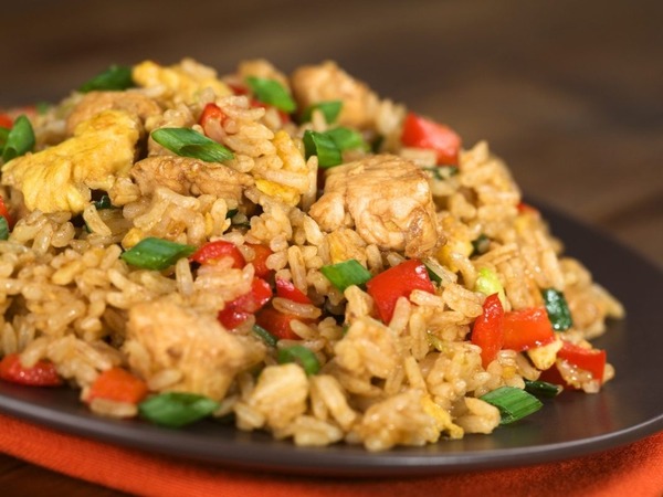 Arroz  Kabse con Verdura y Pollo