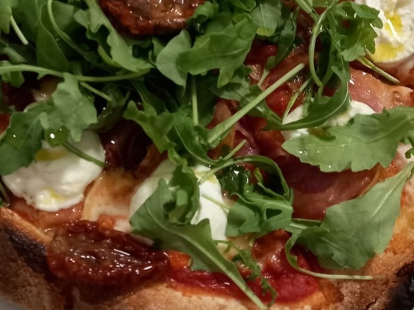 STRACCIATELLA E PANCETTA