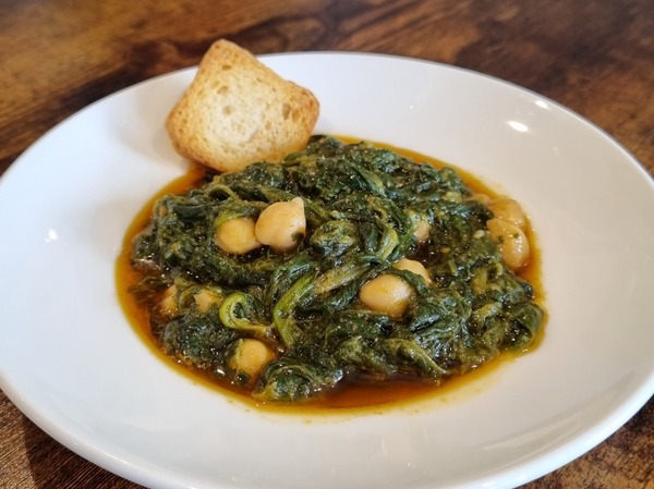 Espinacas con garbanzos
