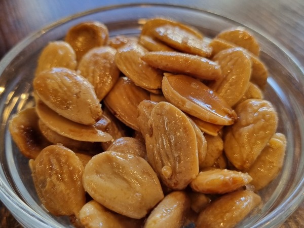 Almendras fritas
