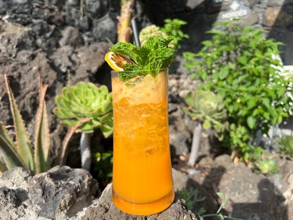 Acidvolcano ( SIN ALCOHOL )