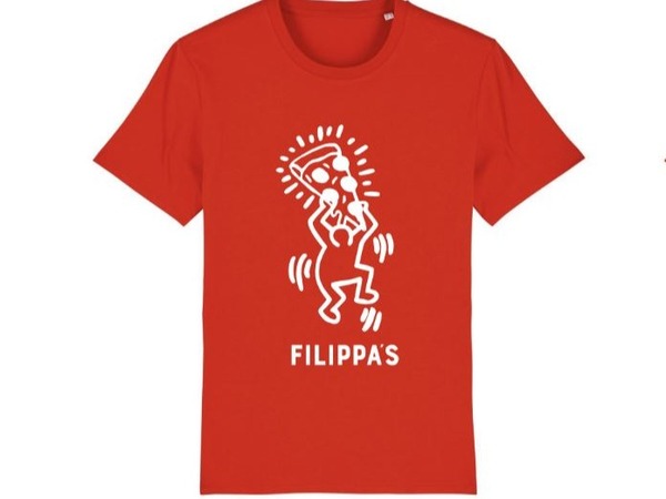 CAMISETA ROJA FILIPPAS MODELO PIZZA