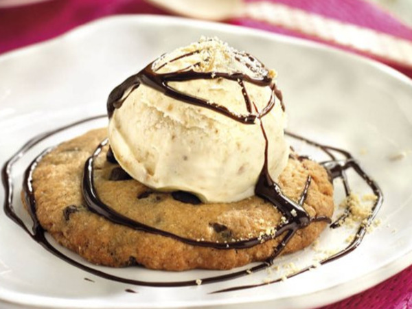 COOKIE CON HELADO