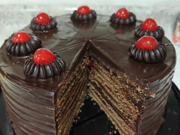 Torta De Panqueque Con Chocolate Naranja