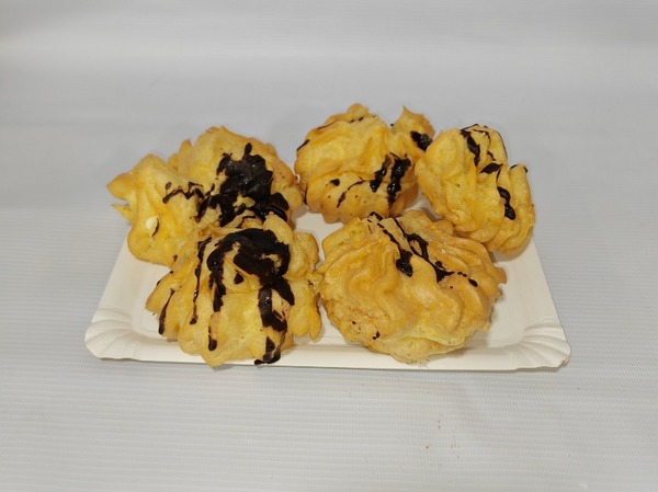 PROFITEROLES