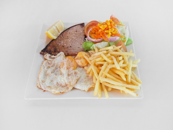 Filete de atún a la plancha