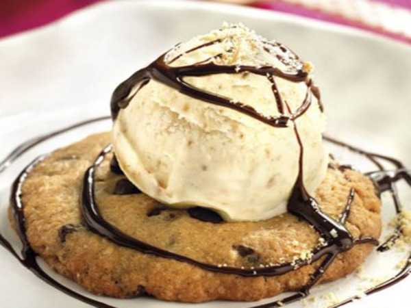 GALLETA COOKIE CON HELADO