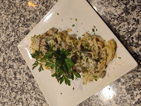 TAGLIATELLE HAI PORCINI