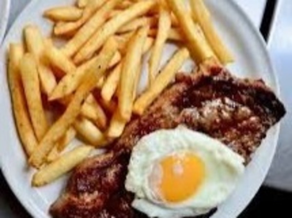 Bistec,patatas,huevo