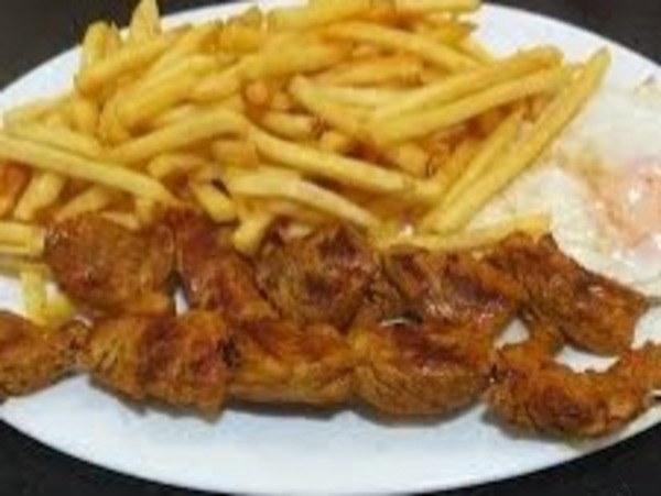 Pinchos,patatas,huevo