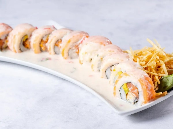 Acevichado Salmon Maki