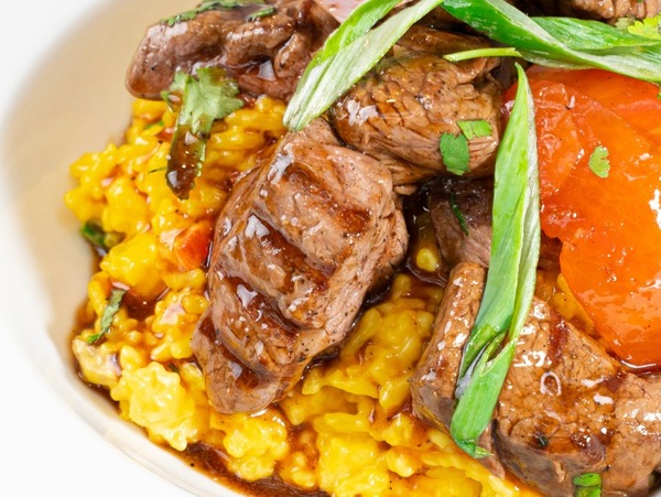 Lomo Saltado con Risotto
