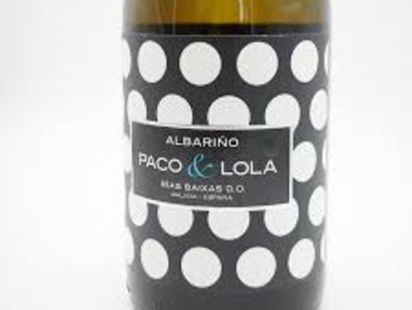 Albariño Paco y Lola bottle