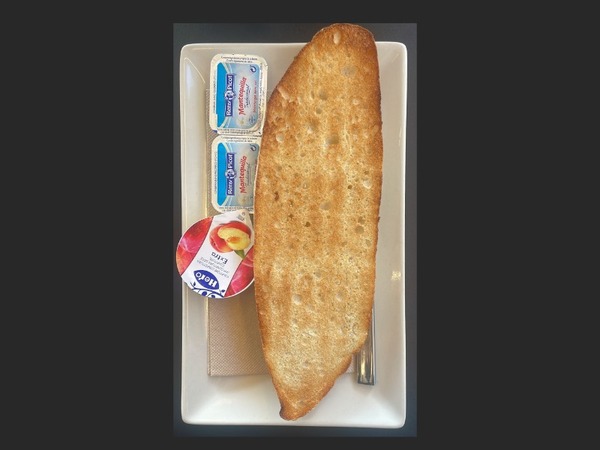 Tostada mantequilla y mermelada