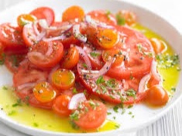 ENSALADA DE TOMATE