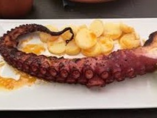 PATA DE PULPO A NUESTRO ESTILO