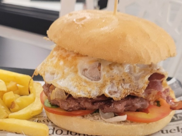 HAMBURGUESA BLANC I NEGRE