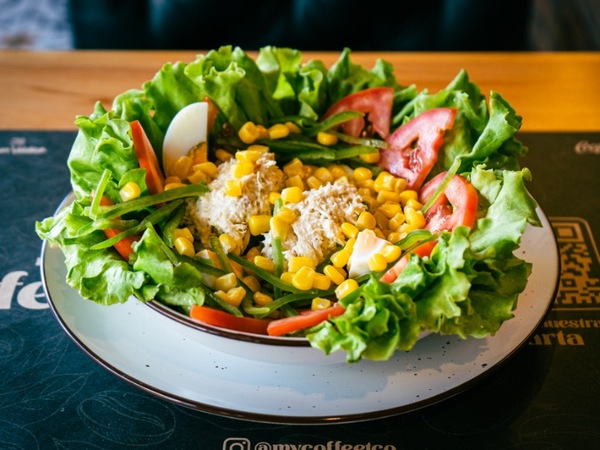 Ensalada Palta Reina