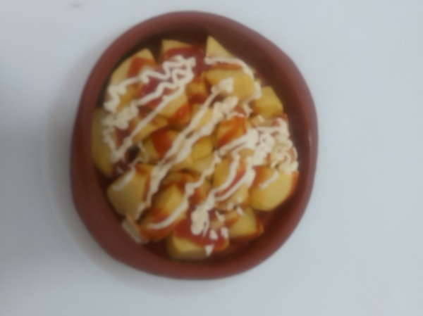 PATATAS DOS SALSAS (brava y mayonesa)