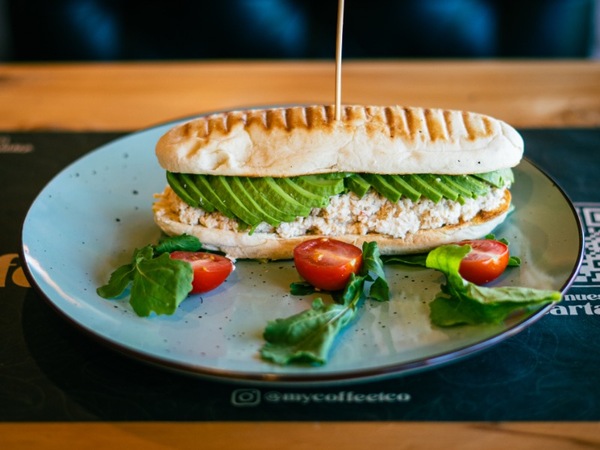 Panini Ave Palta