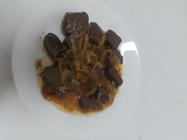 SANGRE ENCEBOLLADA