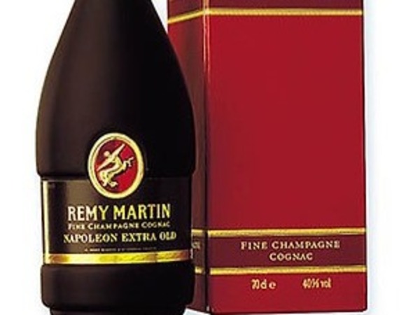 COGNAC REMY MARTIN NAPOLEON EXTRA OLD 