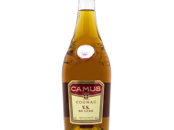 COGNAC CAMUS VS DE LUXE
