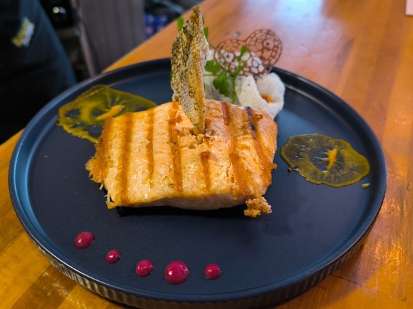 SALMÓN GRILLADO