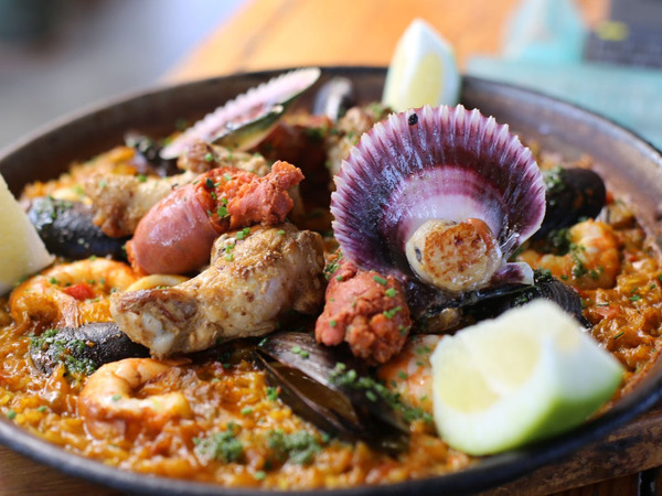 Paella Mixta (Para 2 personas/ For two)