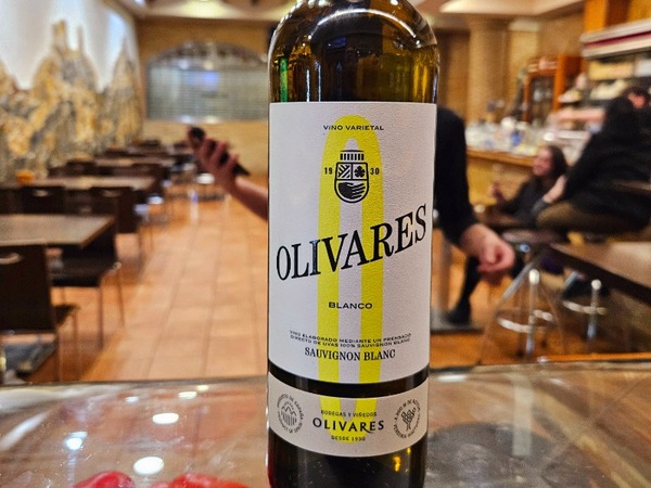OLIVARES SAUVIGNON BLANC 2024